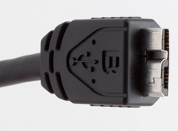 [Bild: usb-3-spec-cables-adaptor.jpg]
