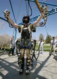 sarcos-prototype-exoskeleton.jpg