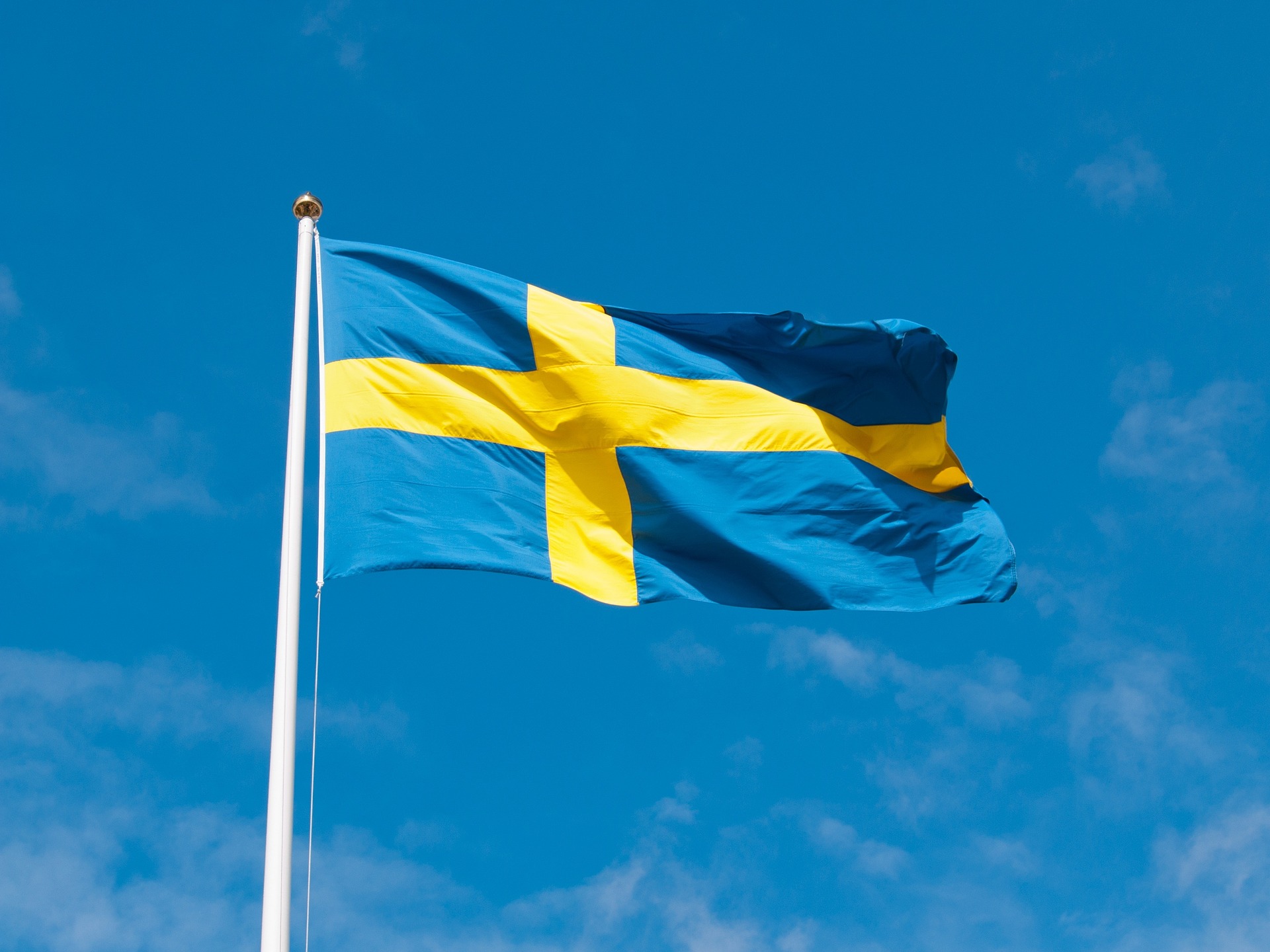 Swedish government bans Claude and ChatGPT, Apple announces iPad Mini